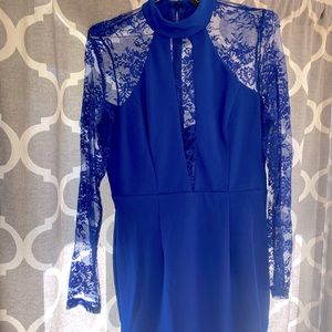 Lulu’s long sleeved lace dress